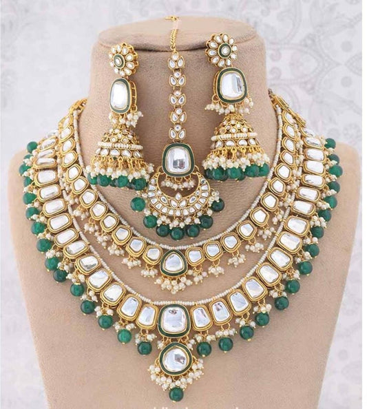 Aalia Jewellery set by Navrang (Green)