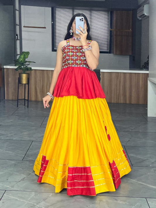 Hitika Kediya style Lehenga by Navrang