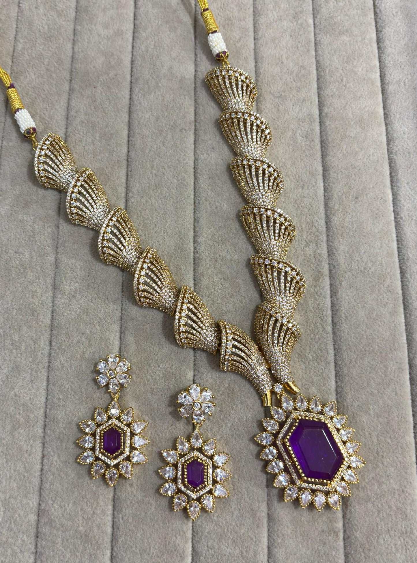 Glamora AD Necklace with doublet stone (Purple)