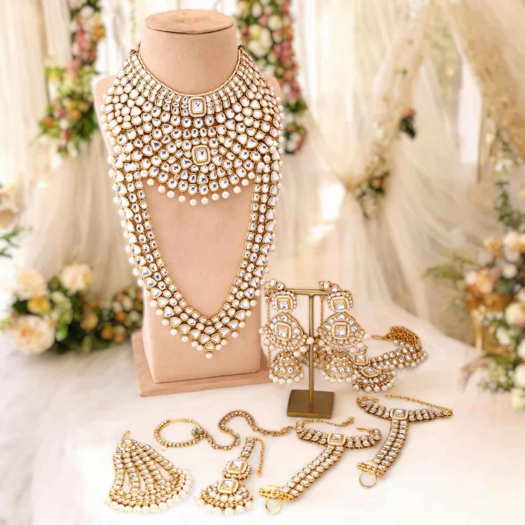 Mansi Full Bridal Jewellery set by Navrang (White)