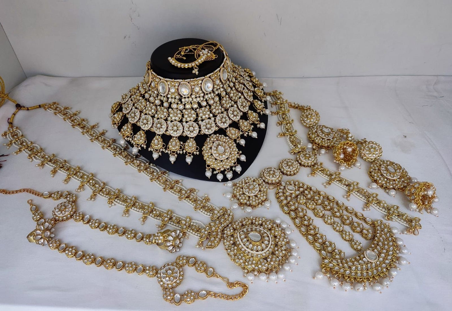 Leah Full Bridal Jewellery Set By Navrang