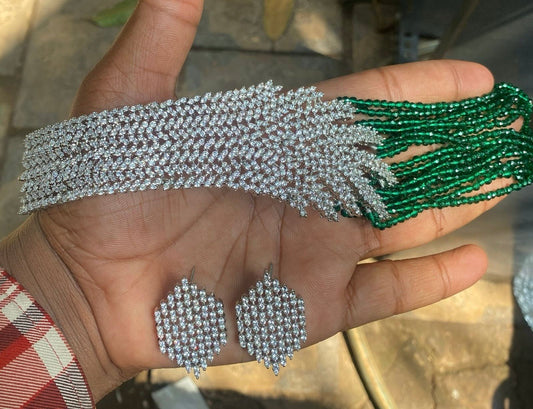 Smaragd Shobha Green Accent Diamond Choker Set