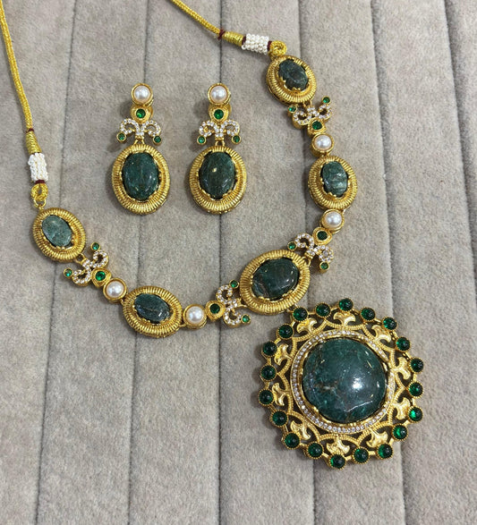 Bijoux Sabyasachi inspired Necklace with real stones  (Green)